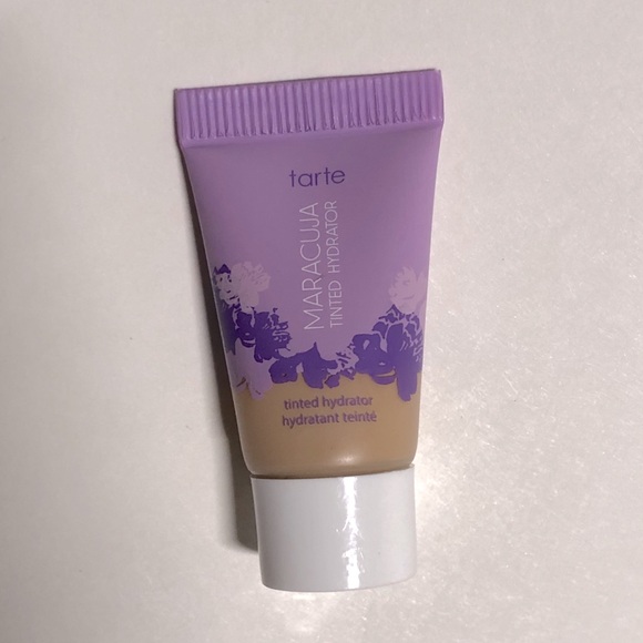 💎3/$15➖Tarte Maracuja Hydrator in Light Sand